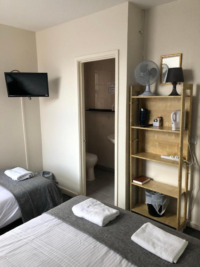 Ultimate Family Guest House Блекпул Екстериор снимка