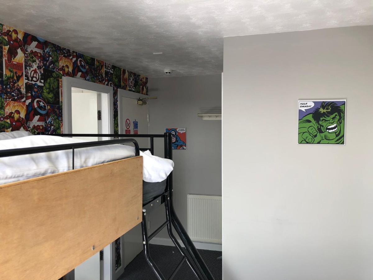 Ultimate Family Guest House Блекпул Екстериор снимка
